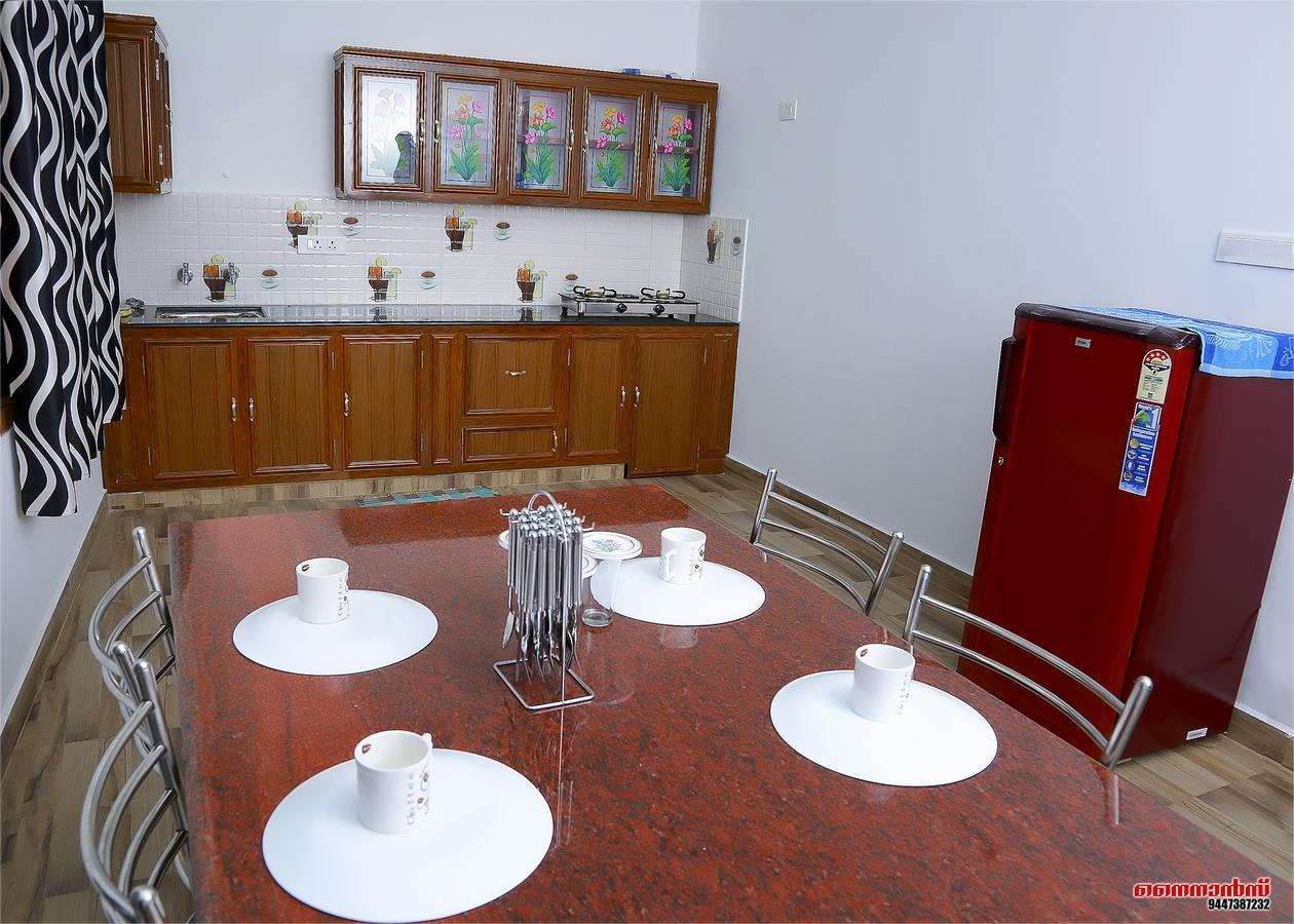 Holiday Villa 테카디 외부 사진
