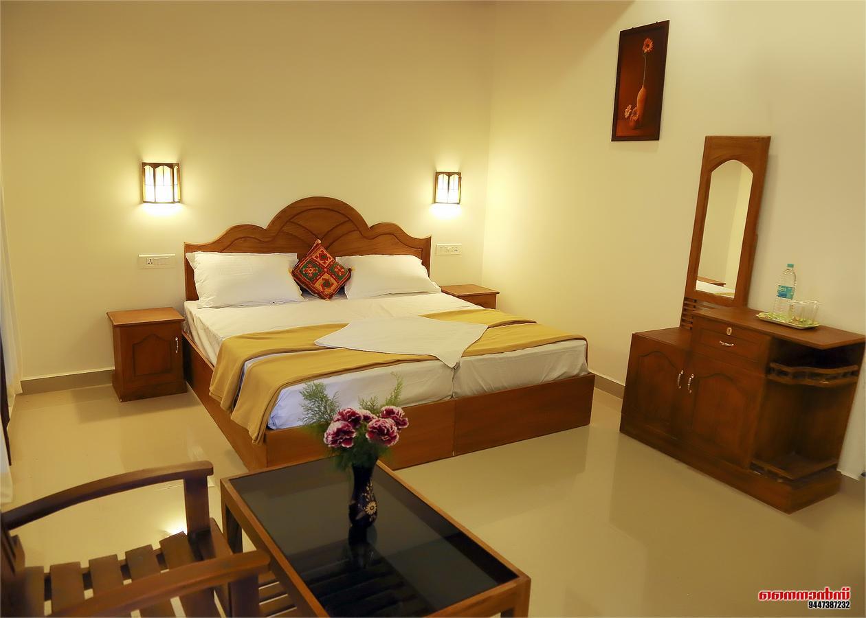 Holiday Villa 테카디 외부 사진