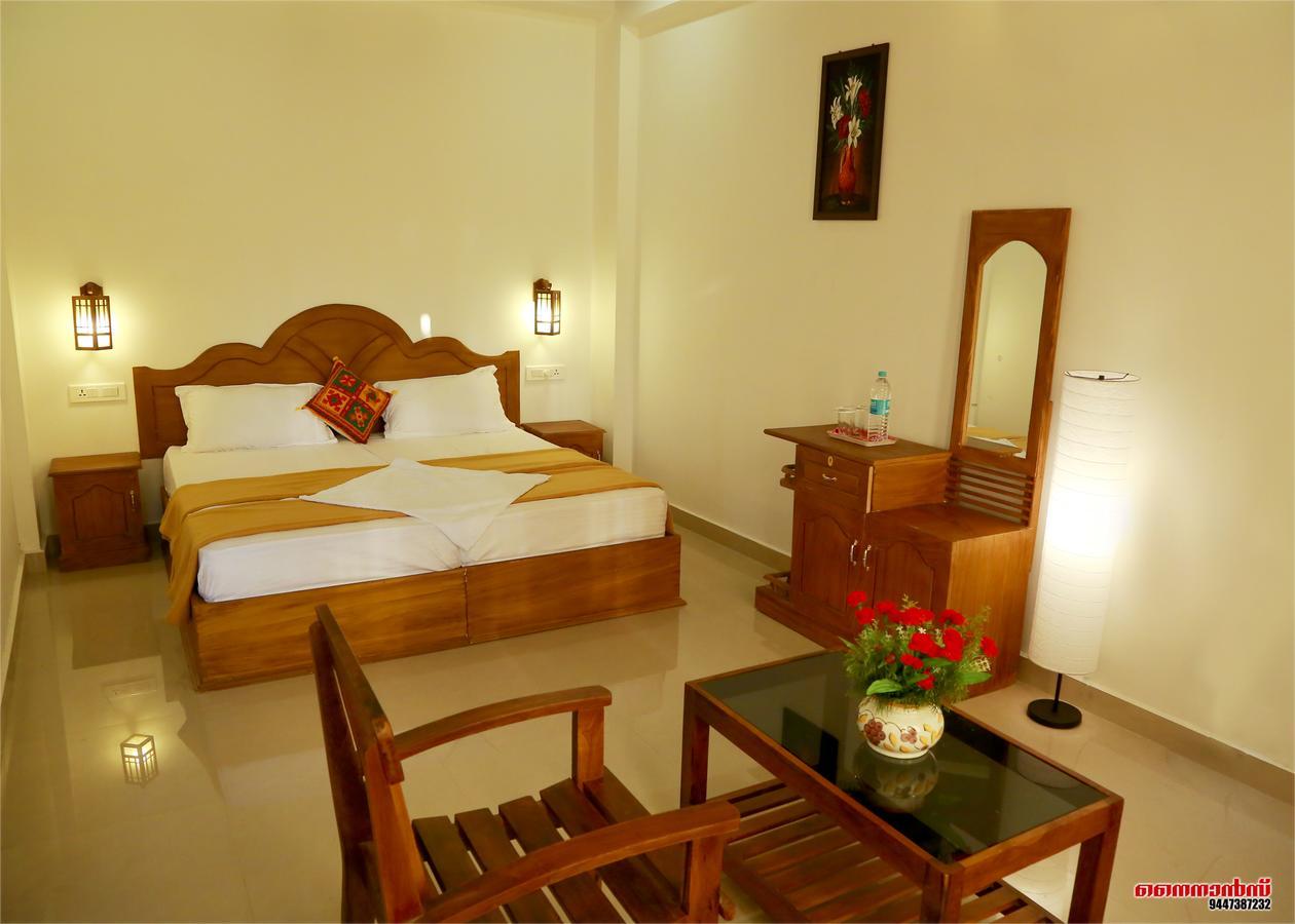 Holiday Villa 테카디 외부 사진